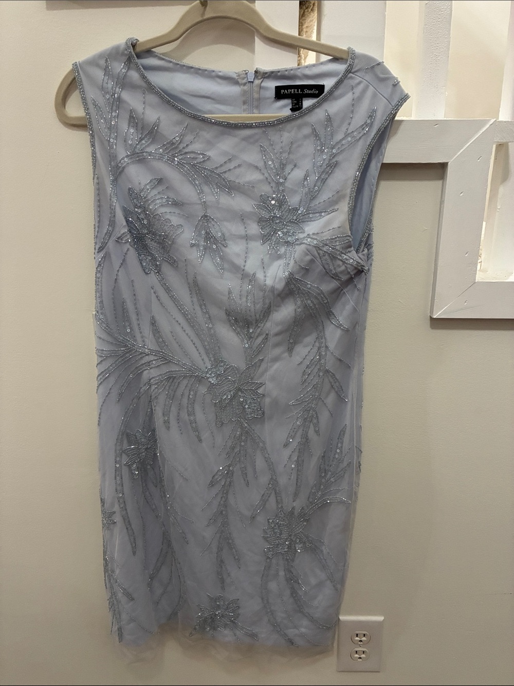 Papell Studio Light Silver and periwinkle Beaded Floral Sheath Dress NWOT sz8